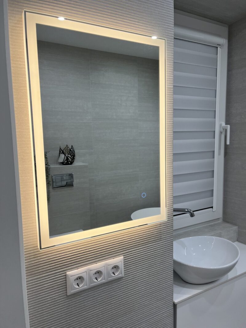 DIVA 600×800 mm ristkülikukujuline LED-peegel tagasiasetatud esivalgustusega — изображение 8