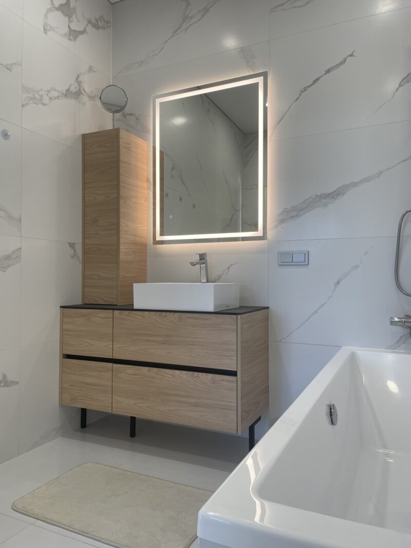 ELA 600×800 mm ristkülikukujuline LED-peegel tagasiasetatud esivalgustusega - Image 5
